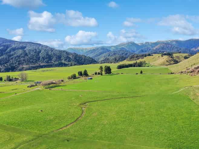 625 Table Flat Road, Apiti