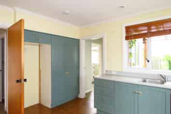 35 Queen Street, Westport