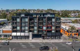 202/32 Anzac Road, Browns Bay