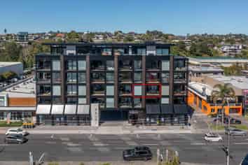 202/32 Anzac Road, Browns Bay