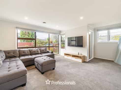 7 Pearce Crescent, Taita