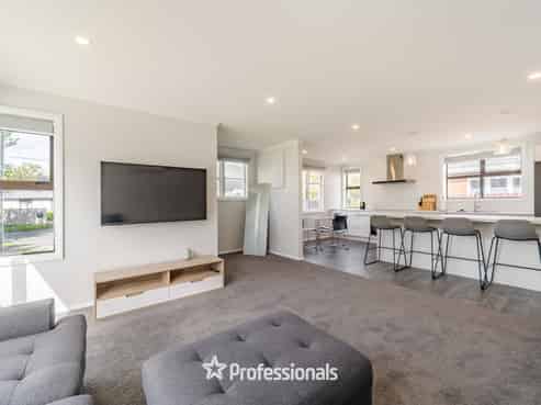 7 Pearce Crescent, Taita