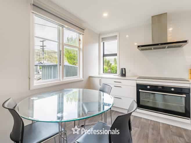 7 Pearce Crescent, Taita