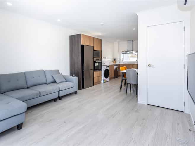  3/18 May Street, Hamilton East