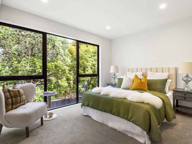 16-18 Handley Avenue, Narrow Neck