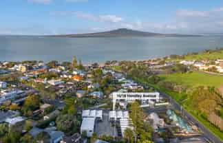 16-18 Handley Avenue, Narrow Neck