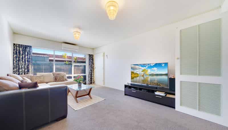 2/124 Carruth Road, Papatoetoe