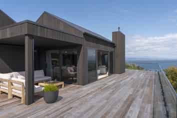 33 Whakamoenga Point, Acacia Bay
