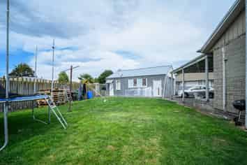 301 Ruru Place, Camberley