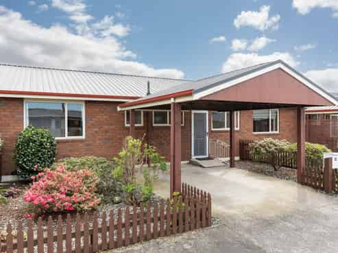 6C Eden Street, Mosgiel