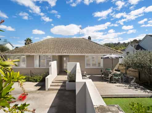 35 Apirana Avenue, Glen Innes