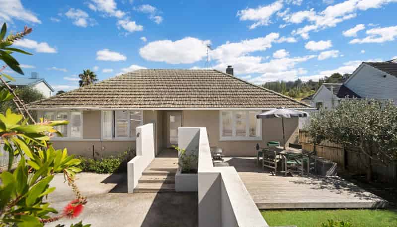 35 Apirana Avenue, Glen Innes