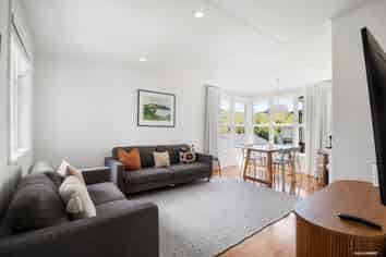 35 Apirana Avenue, Glen Innes