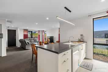 2 Korora Crescent, Omokoroa