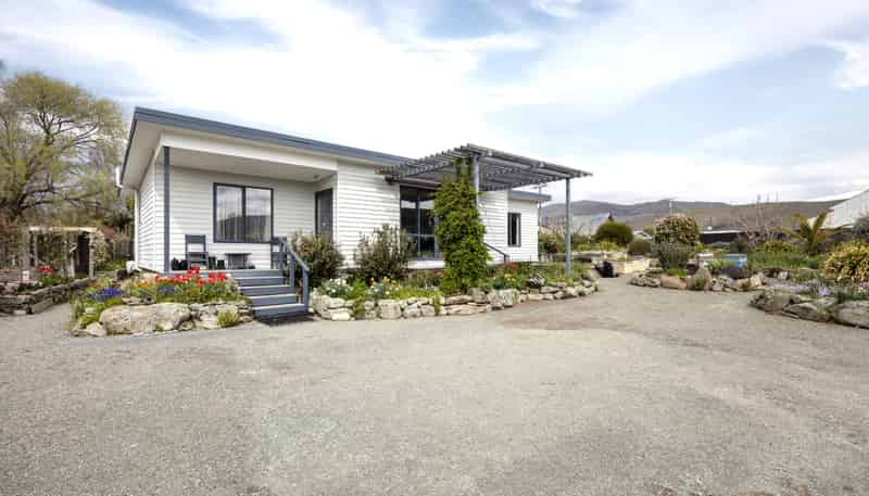 1b Waitaki Drive East, Otematata