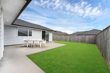 16 LEATHEM CRESCENT, Pokeno