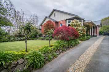 9 Woodlands Road, Parkside