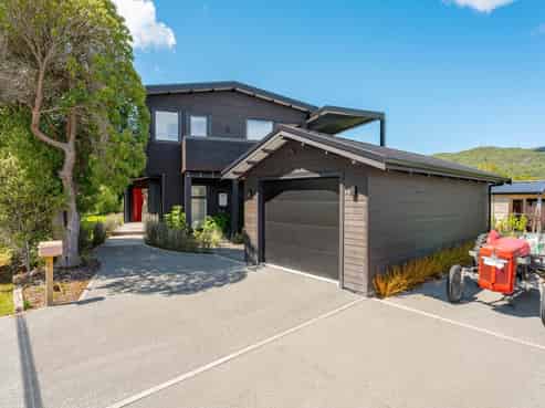 2 Nisbet Terrace, Kinloch