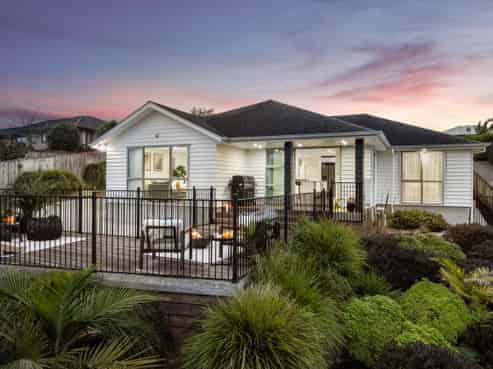 77 Valley Road, Pukekohe