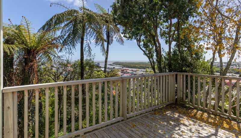 12 Mount Street, GREYMOUTH