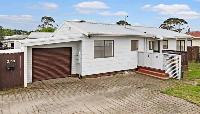 2/10 Trevor Hosken Drive, Wiri