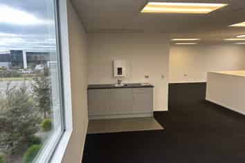 Modern 130m2* First Floor Office Unit