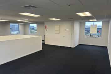 Modern 130m2* First Floor Office Unit