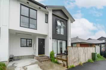 2/70 Cameron Road, Hamilton East