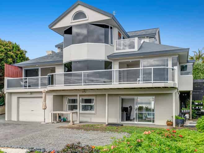 82A Vipond Road, Stanmore Bay