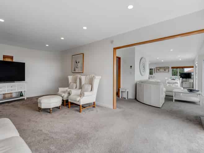 82A Vipond Road, Stanmore Bay