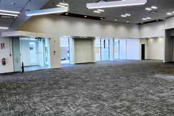 Prime Commercial Building – For Sale or Lease