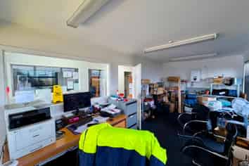Modern 1,013sqm Palmerston North Warehouse