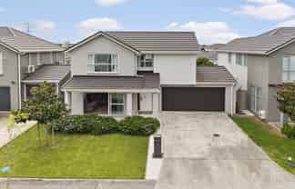 9 Flight Place, Takanini