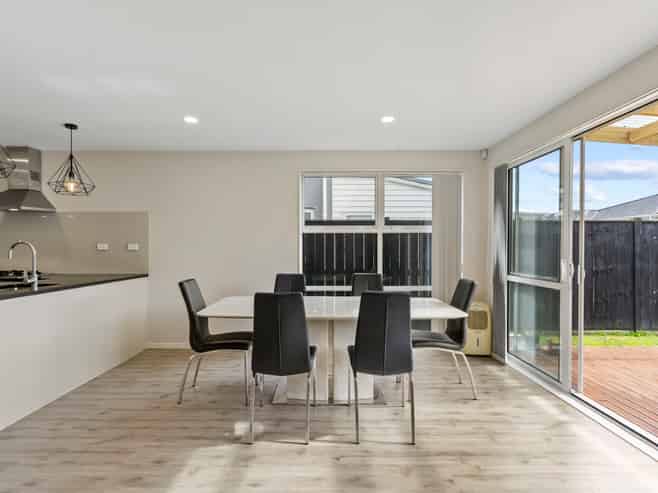 9 Flight Place, Takanini