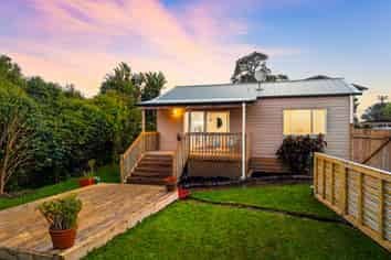 13a Becroft Drive, Forrest Hill