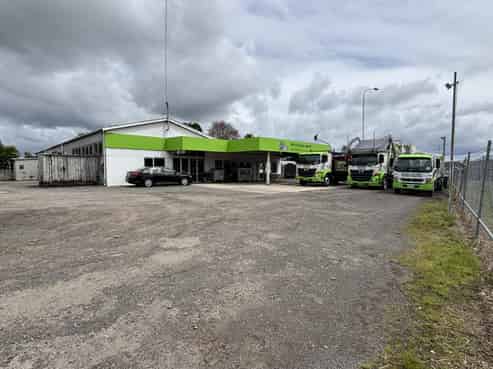 Prominent corner site in Pyes Pa