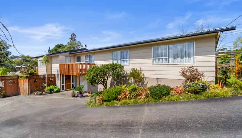 368 Whangaparaoa Road, Stanmore Bay