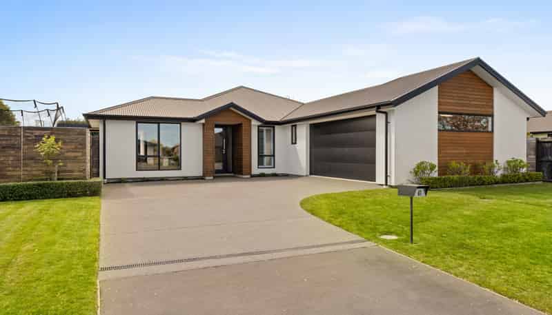 61 Cassidy Avenue, Lincoln