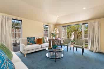 2/61 Murray Place, Merivale