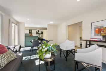 2/61 Murray Place, Merivale