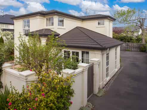 2/61 Murray Place, Saint Albans