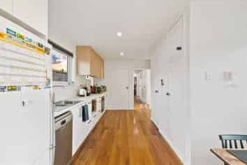 1/132 Edmonton Road, Te Atatu South