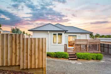 1/132 Edmonton Road, Te Atatu South