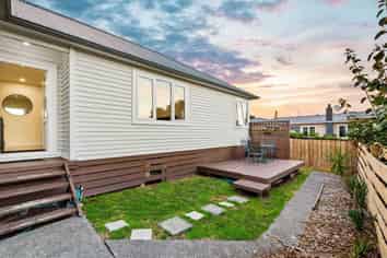 1/132 Edmonton Road, Te Atatu South