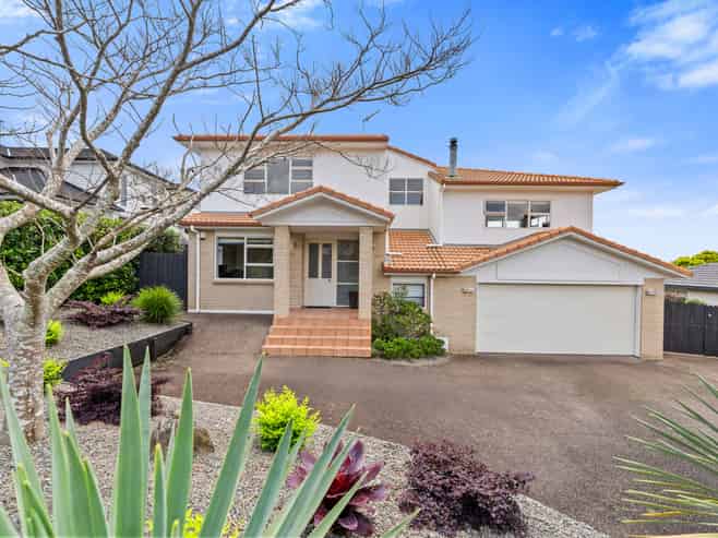 56 Waldorf Crescent, Orewa