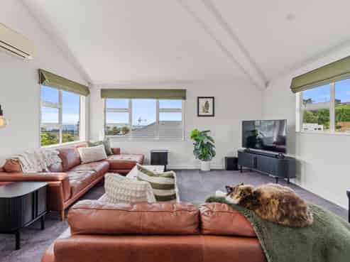 56 Waldorf Crescent, Orewa