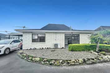 157C Macandrew Rd, South Dunedin