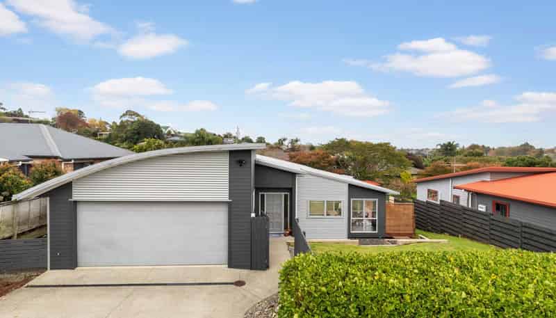 49 Isabella Drive, Pukekohe