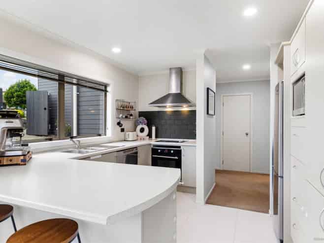 49 Isabella Drive, Pukekohe
