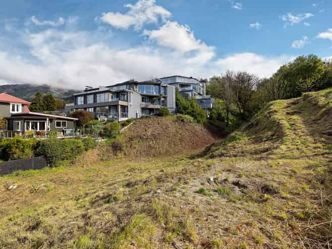 21 & 27 Adelaide Street, Queenstown
